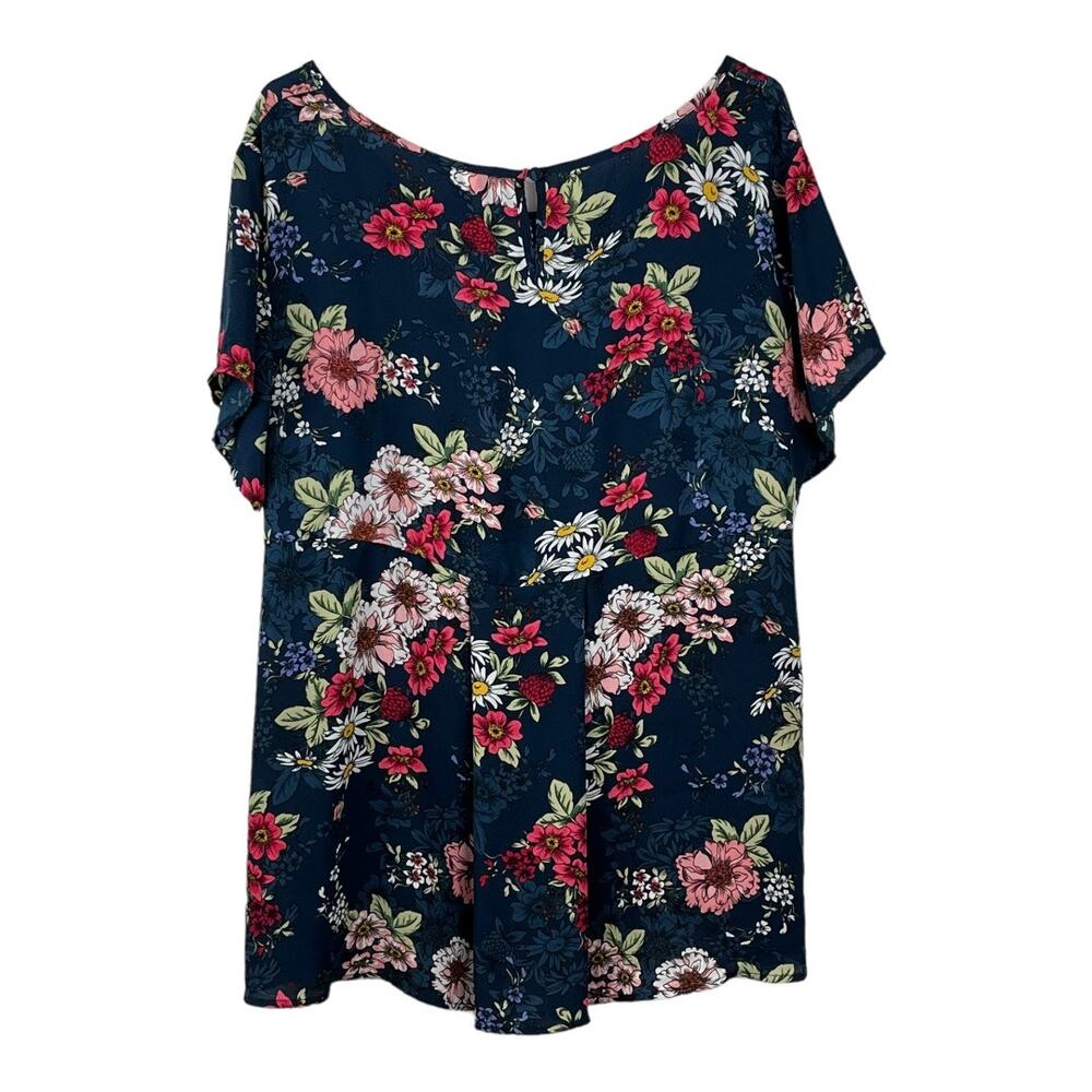Torrid Floral Short Sleeve Blouse Key Hole Back No Size